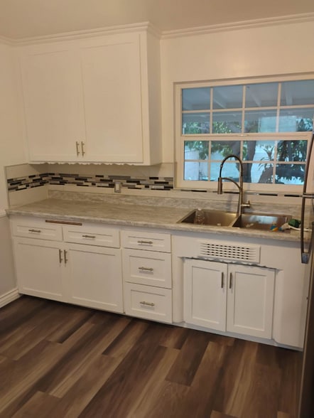 Building Photo - 4713 Marshall Dr