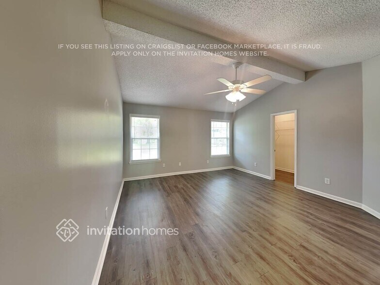 Building Photo - 12015 Stacy Scott Ct