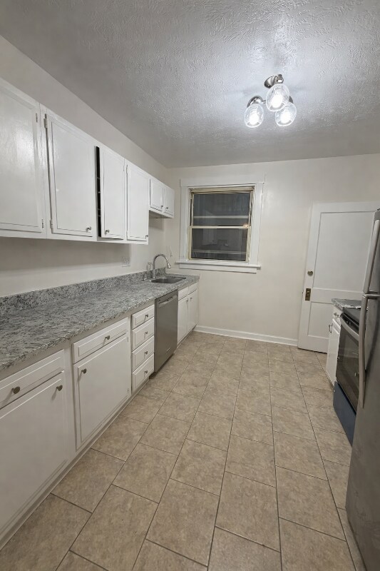 Building Photo - 1027 Farragut St