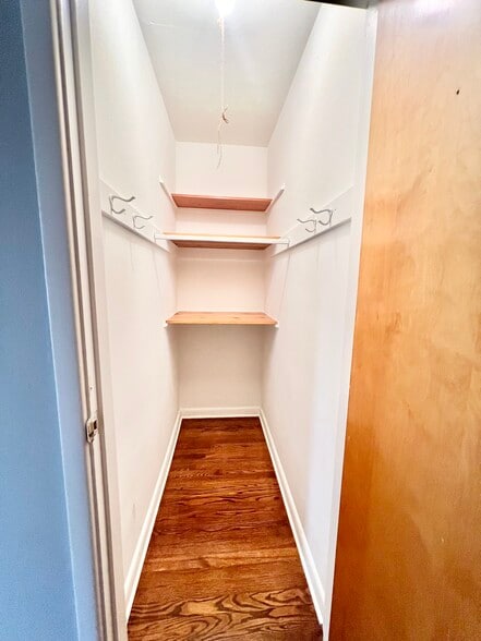 Coat closet in hallway from living room - 2385 Van Leunen Dr