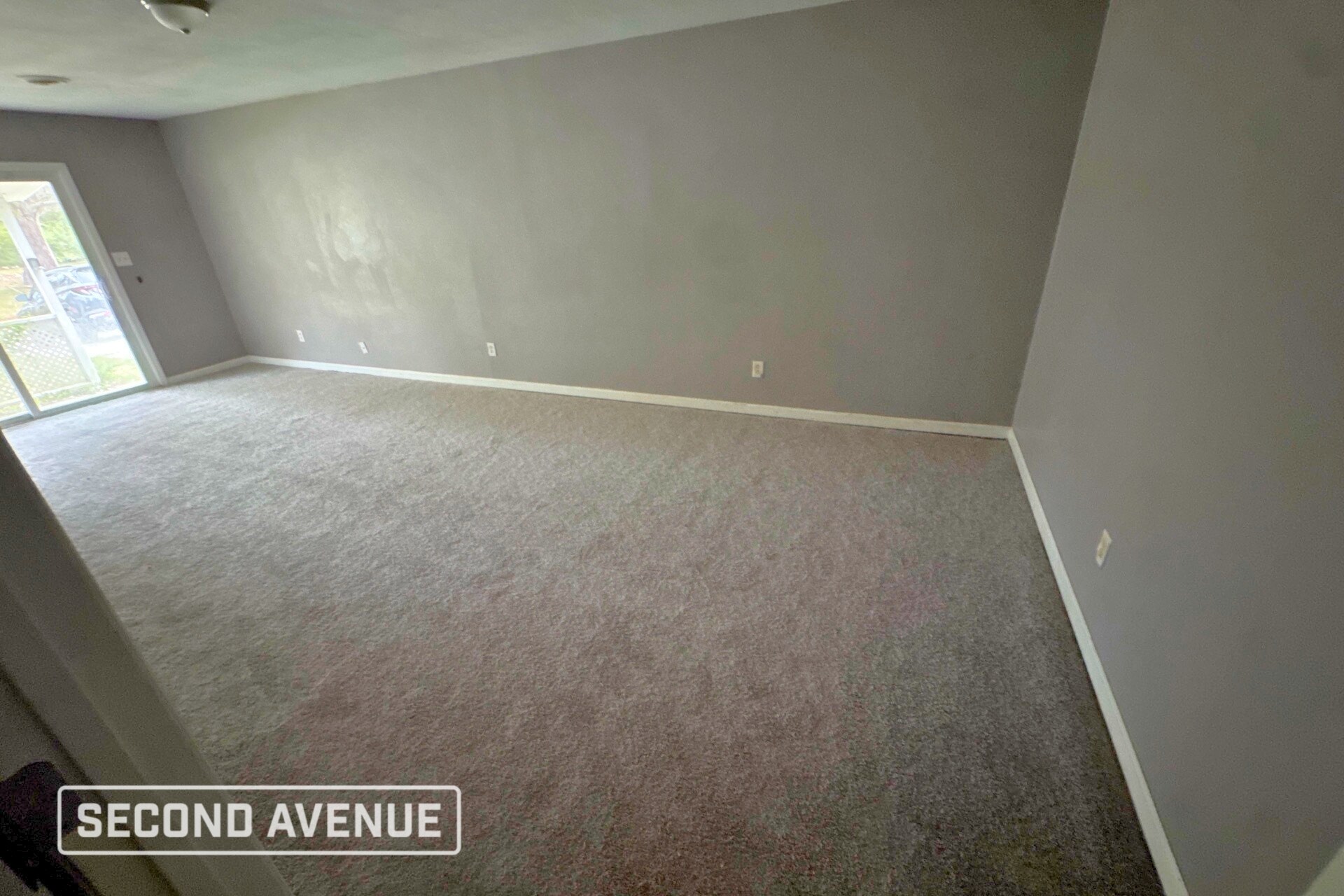 Building Photo - 1005 Jennifer Dr