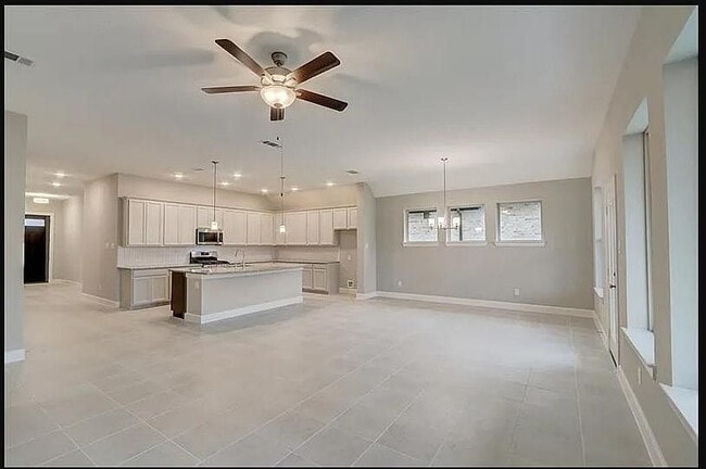 Building Photo - 5831 Turquoise Hl Ln