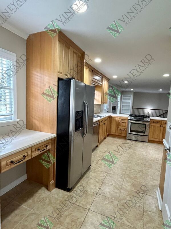 Building Photo - 1534 Collier Dr SE