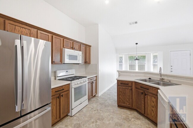 Building Photo - 1006 Buttercup Ct