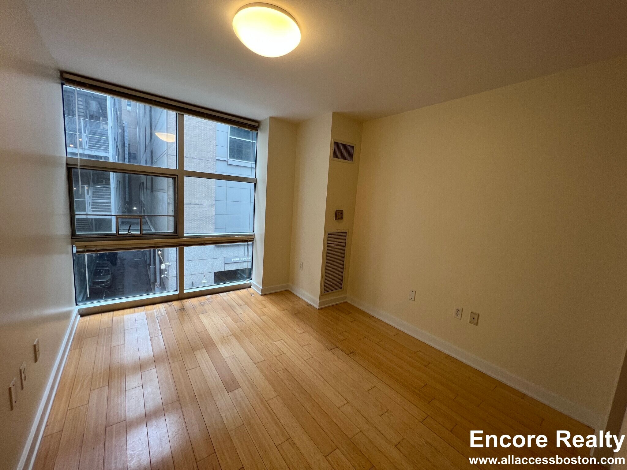 Building Photo - 40 Boylston St