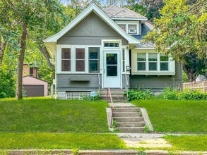 Building Photo - 381 Cleveland Ave N