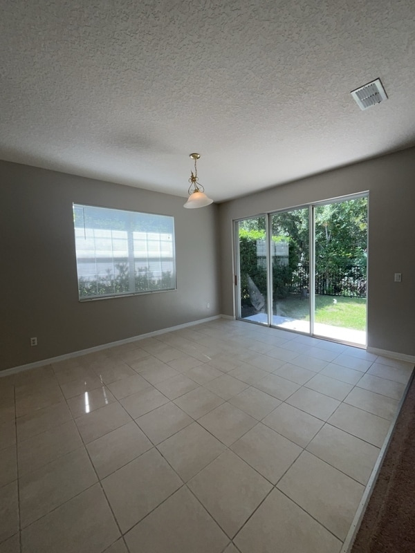 Building Photo - 9672 Piccadilly Sky Way