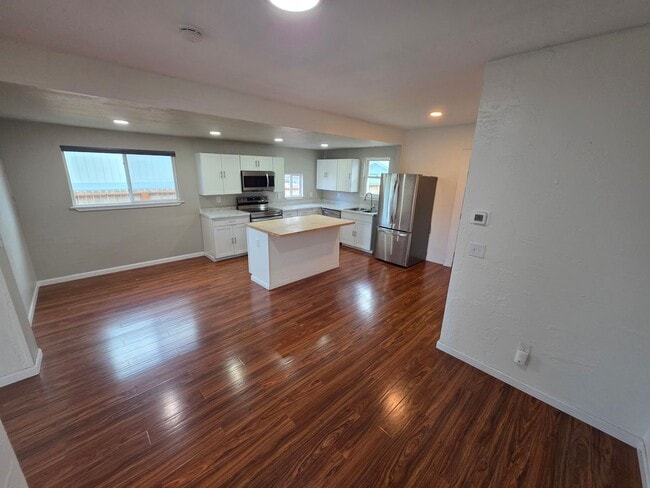 Building Photo - Amazing home in Spokane