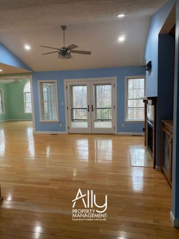 Building Photo - 35 Hardwood Rd