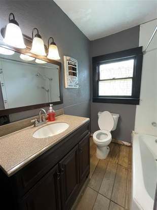 Building Photo - 1164 3 Rd St