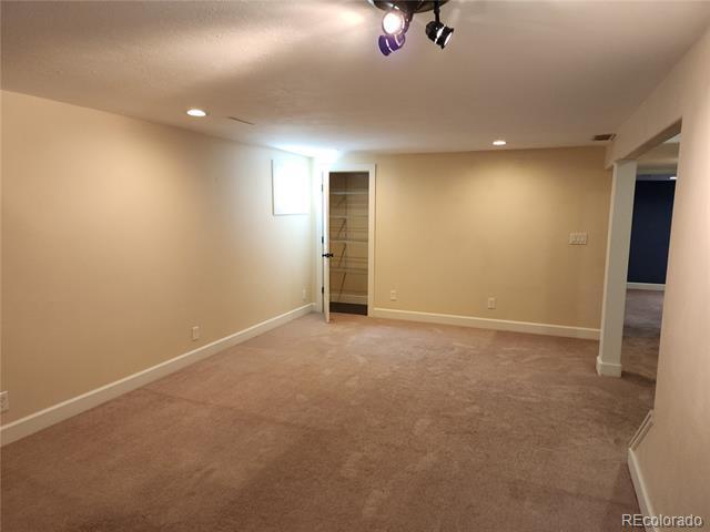 Building Photo - 525 Hartford Dr
