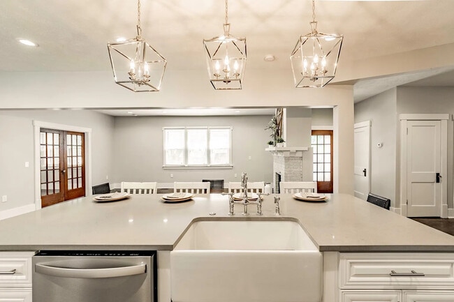 Building Photo - 304 N 43rd St