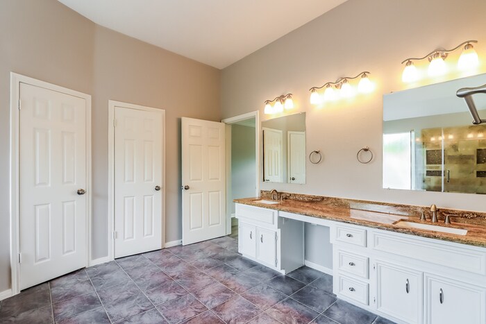 Building Photo - 3610 Cresswell Ct