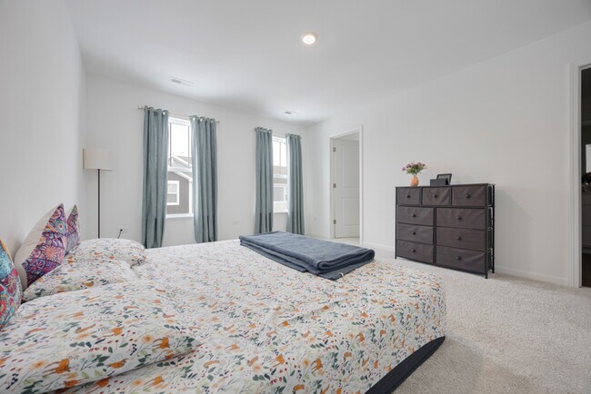 Building Photo - 620 Wolverine Dr