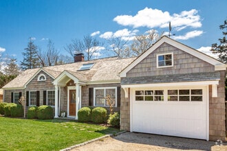 Building Photo - 37 Dayton Ln