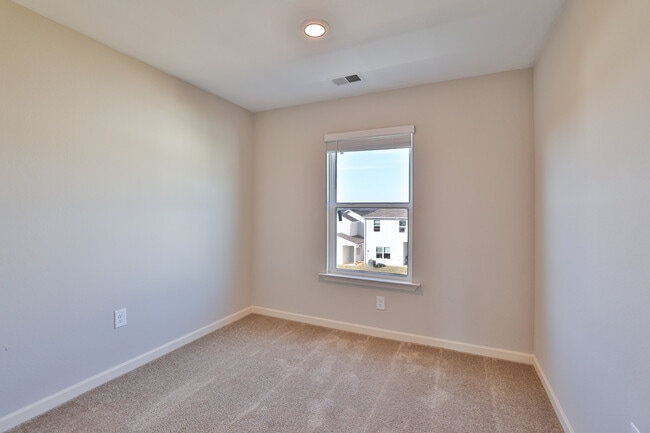 Building Photo - 6393 Rainbow Row