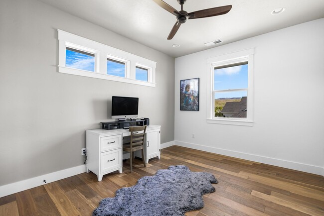 Building Photo - Furnished Luxury Rental in Dry Creek Ranch
