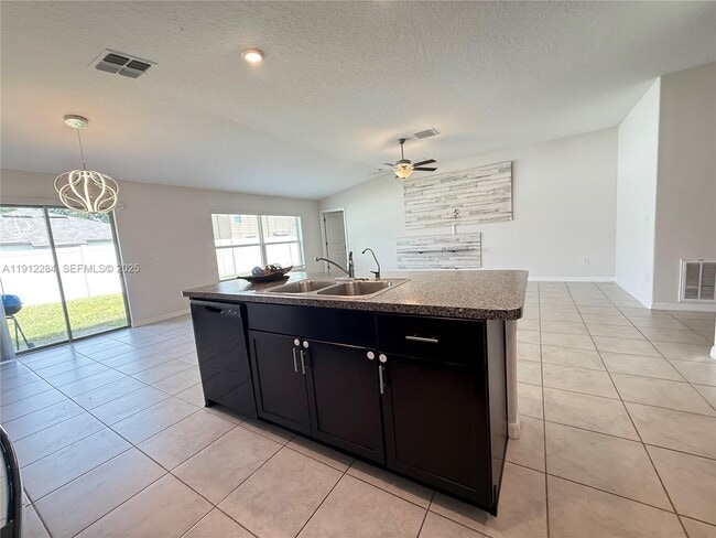 Building Photo - 39889 Harmon Grove Ct