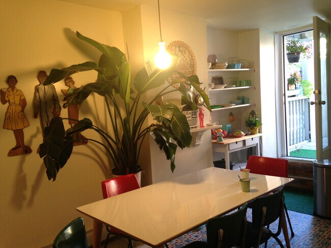 Building Photo - 401 Prospect Ave