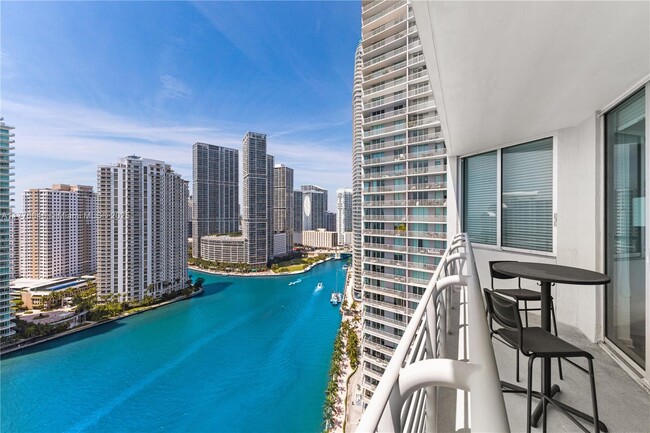 Building Photo - 335 S Biscayne Blvd