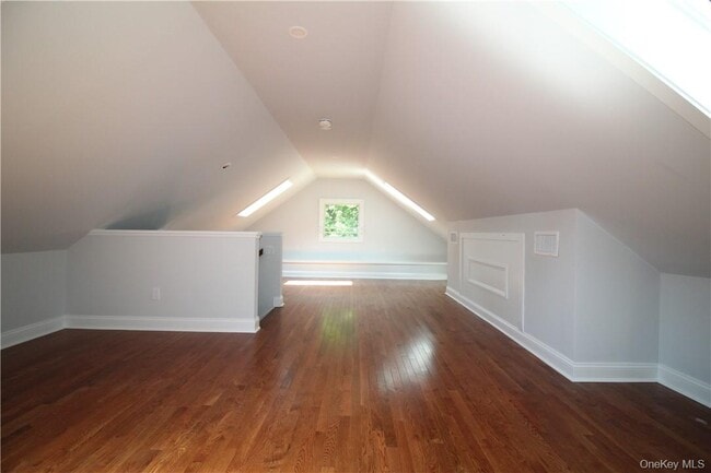 Building Photo - 691 Long Pond Rd