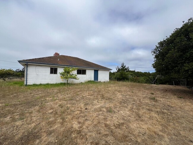 Building Photo - Coastal Retreat with Ocean & Valley Views ...