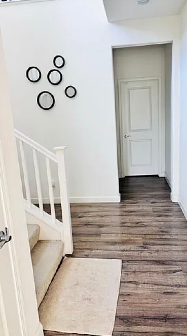 Building Photo - 232 Hayward Ln