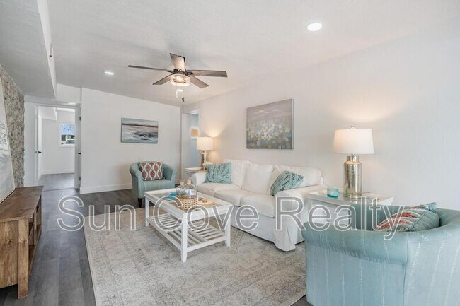 Building Photo - 13806 San Juan Ave