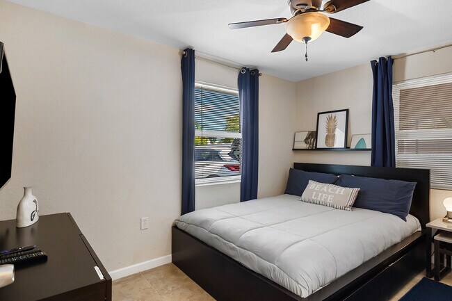 4th Bedroom - 2012 SW 4th Ave