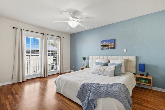 Building Photo - 7685 Northcross Dr