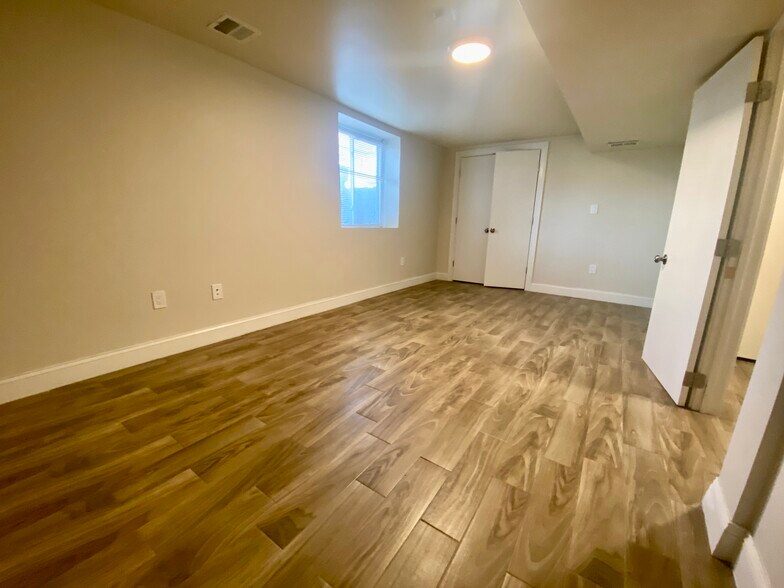 Building Photo - 96 Willis Ave