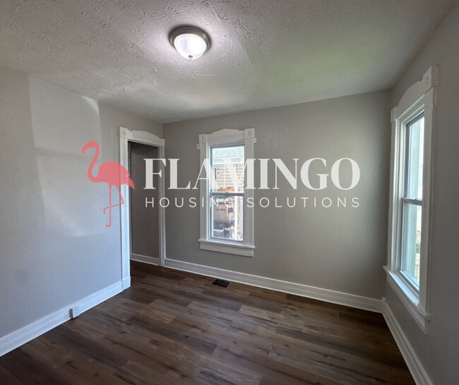 Building Photo - 139 Boltin St