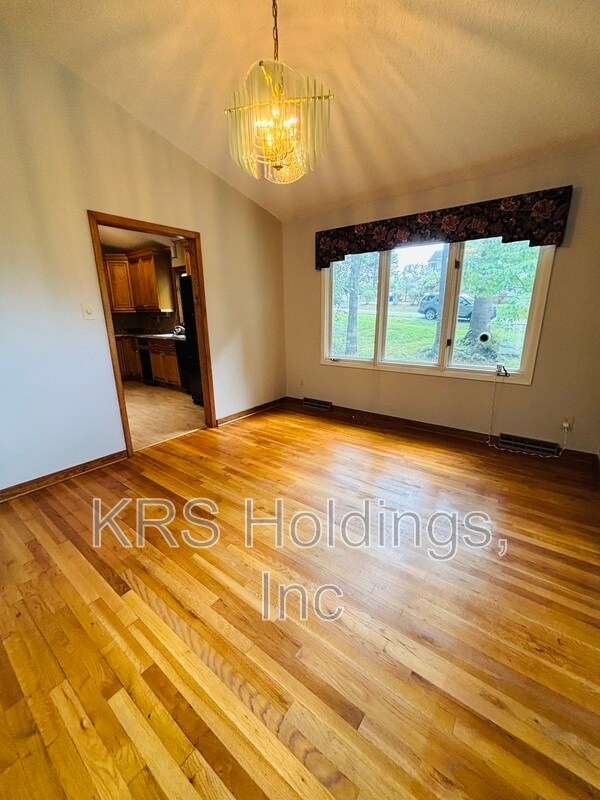 Building Photo - 8416 Summit Acres Dr
