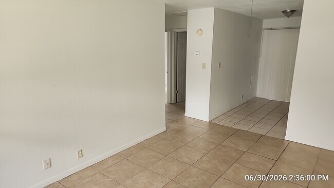 Building Photo - 2442 Husson Ave
