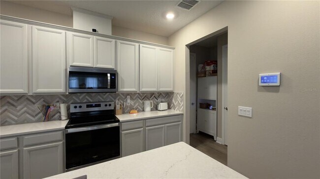 Building Photo - 14391 Braemar St