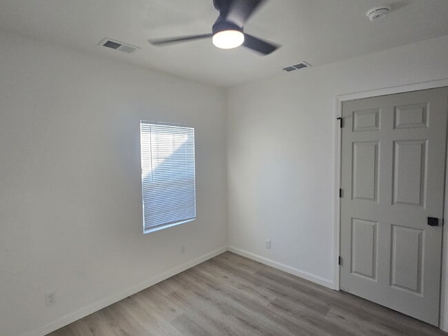 Building Photo - "Newly and beautifully remodeled 3-Bed Gem on Denmark Street!"