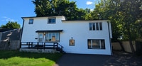 Building Photo - 1019 Green Ln