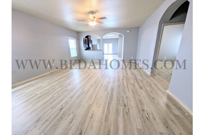 Building Photo - 7880 Galleon Field Ln