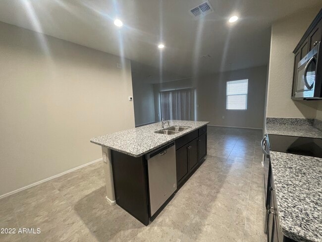 Building Photo - 4183 S 243rd Dr