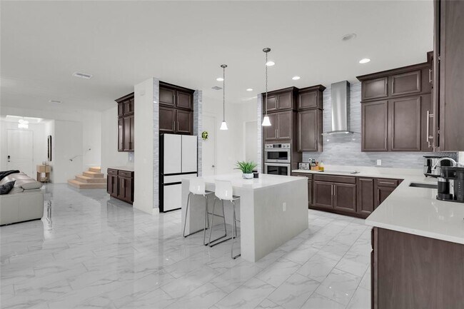 Building Photo - 13163 Bromborough Dr