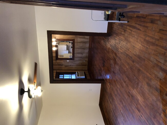 Building Photo - 3725 Edison Ave