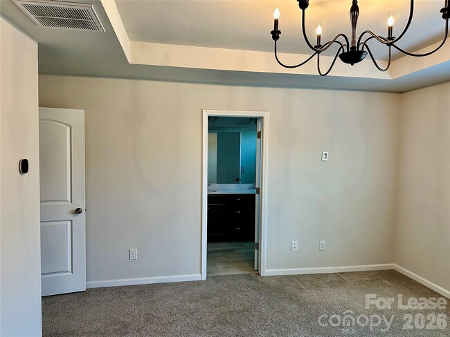 Building Photo - 16628 Summers Walk Blvd