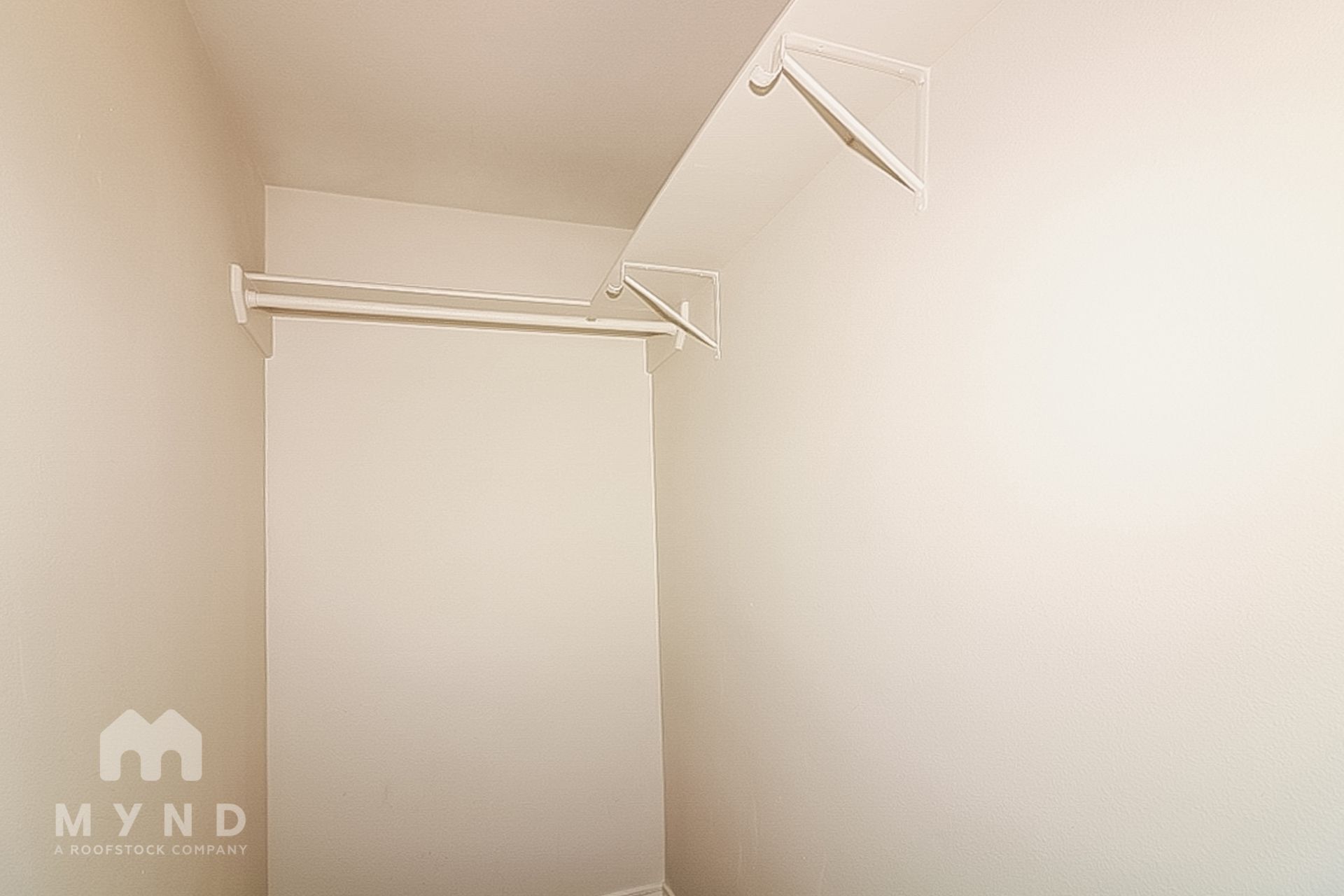 Building Photo - 1441 Miami Dr