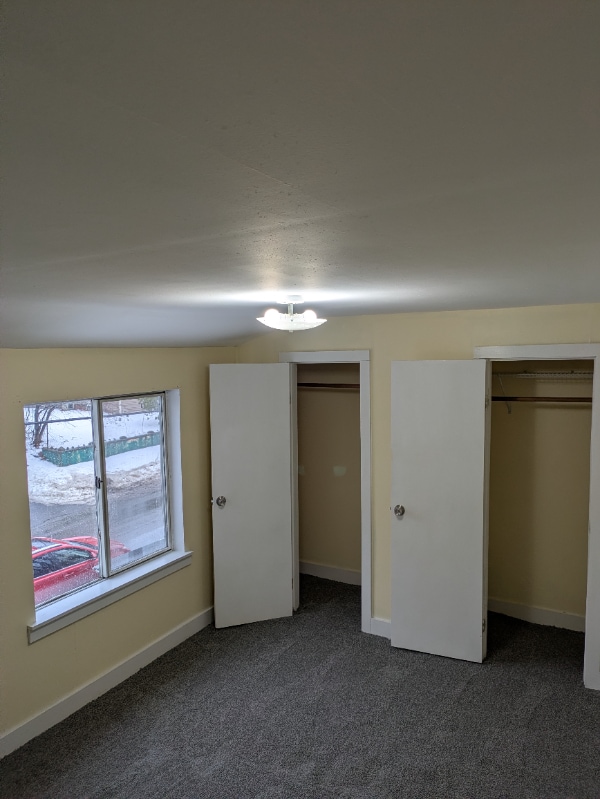 Building Photo - 47 Knapp St