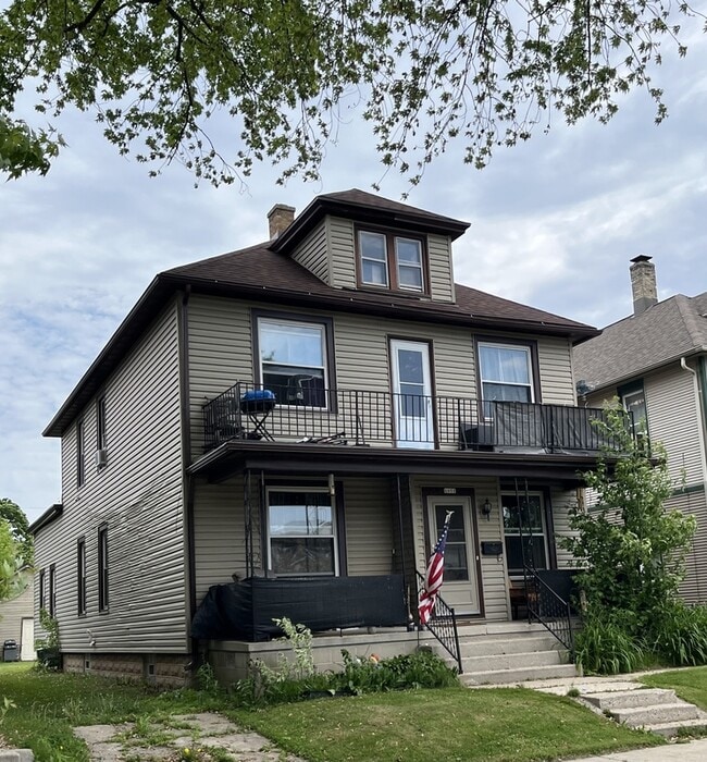 Primary Photo - 1561 N 15th St