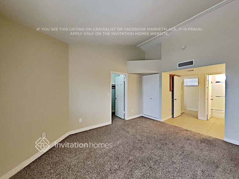 Building Photo - 11320 N 82nd Ave