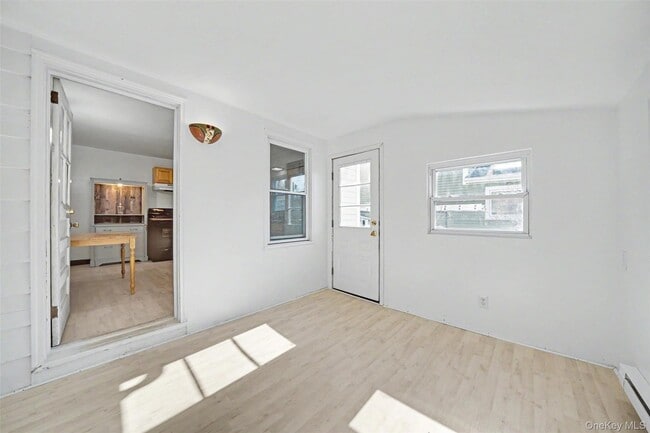Building Photo - 15 Forge Hill Rd