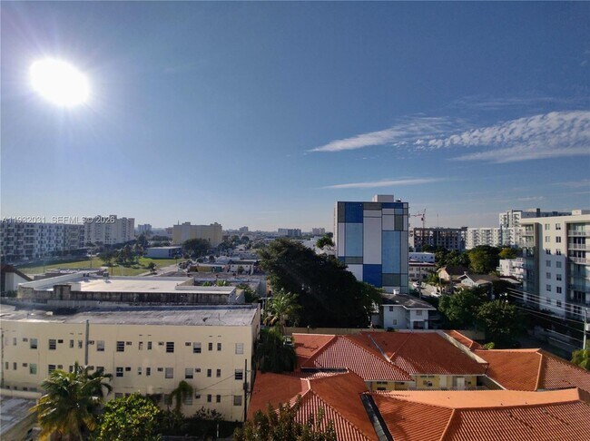 Building Photo - 36 NW 6th Ave