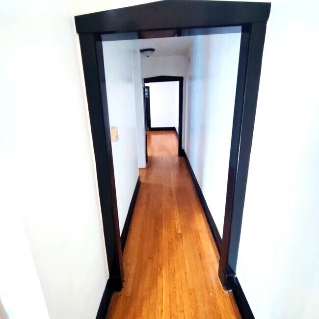 Building Photo - 7746 S Jeffery Blvd