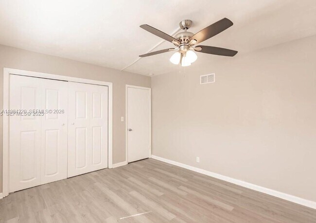 Building Photo - 1816 McKinley St